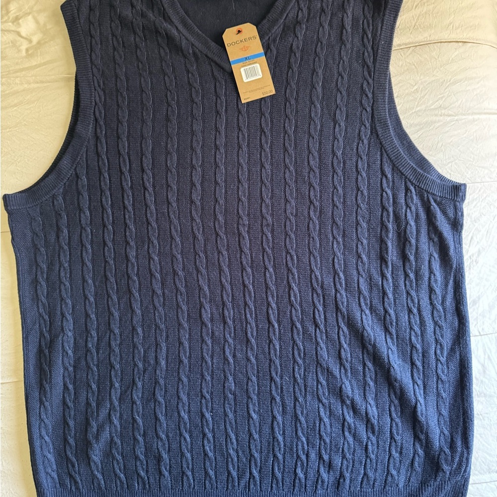 Dockers Men's V-Neck Cable Knit Sweater Vest - Navy